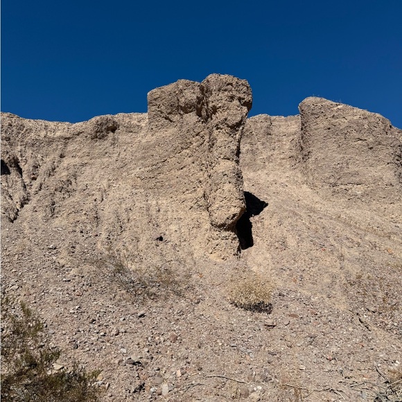 Meet your Posher, April - Picture 4 of 7